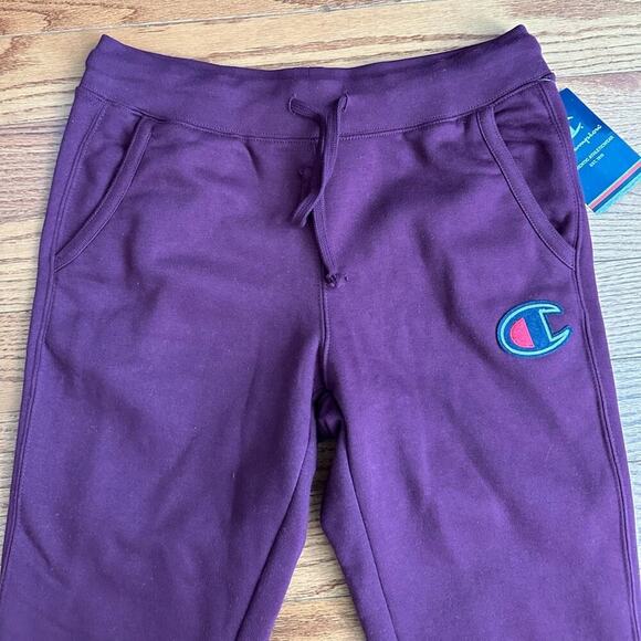 CHAMPION Embossed Logo Pockets Joggers Sweatpants Burgandy Women’s Size S NWT - Picture 8 of 10